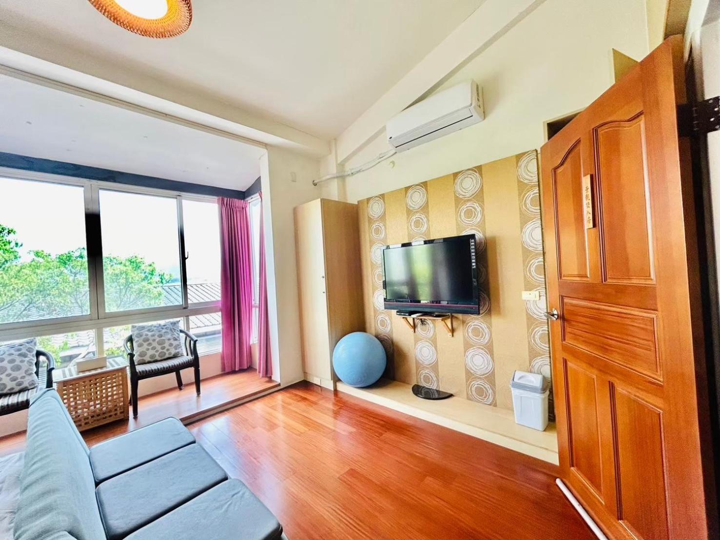 Miaoli Sanyi Travelling Homestay Екстер'єр фото